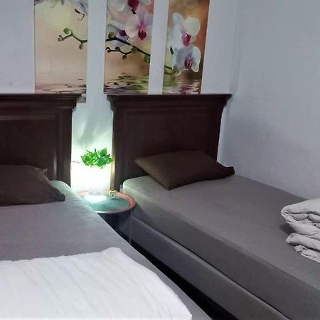 Tapok Hostel Кишинев Екстериор снимка