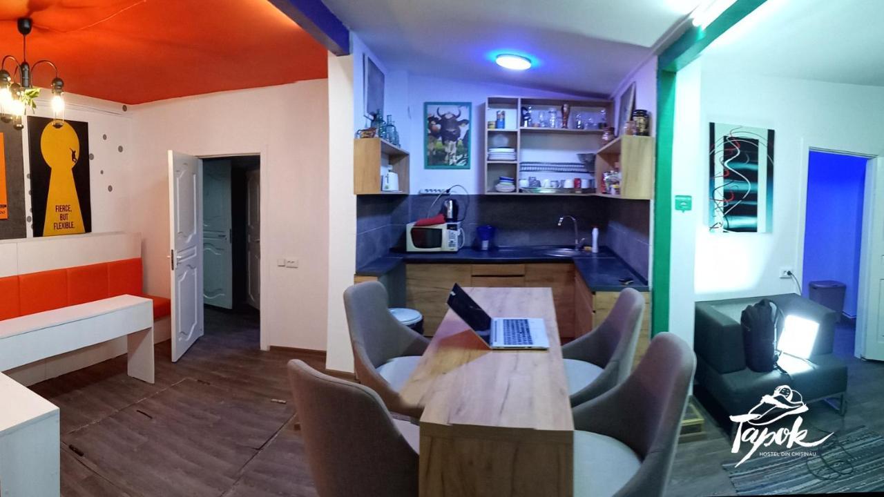 Tapok Hostel Кишинев Екстериор снимка