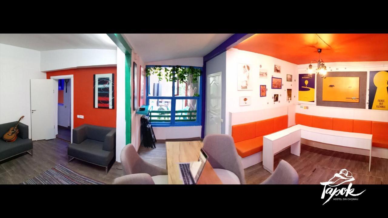 Tapok Hostel Кишинев Екстериор снимка