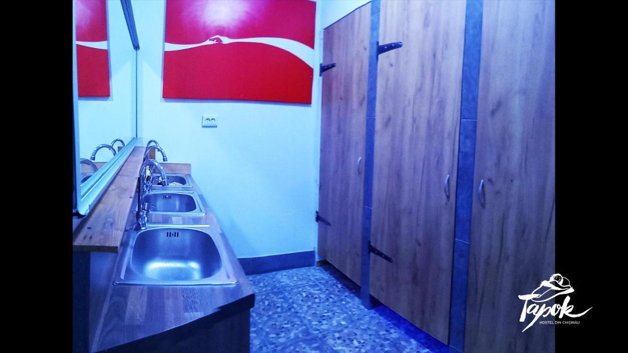 Tapok Hostel Кишинев Екстериор снимка