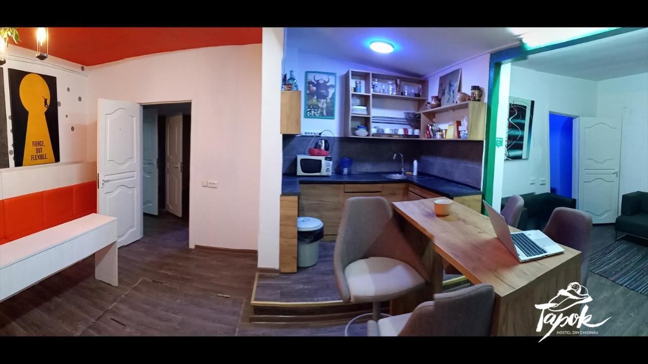 Tapok Hostel Кишинев Екстериор снимка